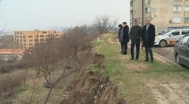 Свлачищата в Кърджали рушат домовете на хората