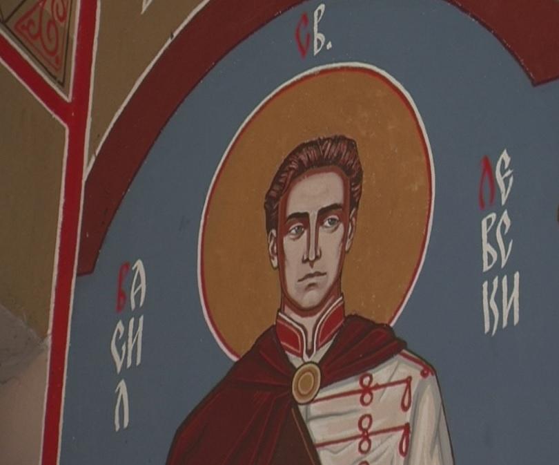 Рядко изображение на Левски като светец в селски храм