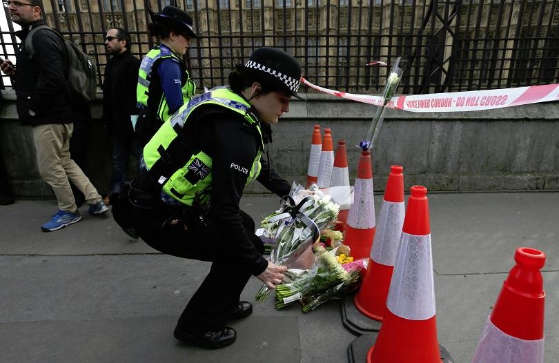 От специалния ни пратеник в Лондон: Въпреки блокадата, обстановката е спокойна