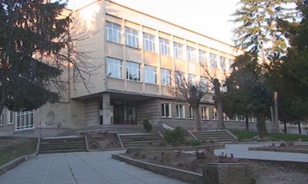 Първи учебен ден в Лясковец след трагедията
