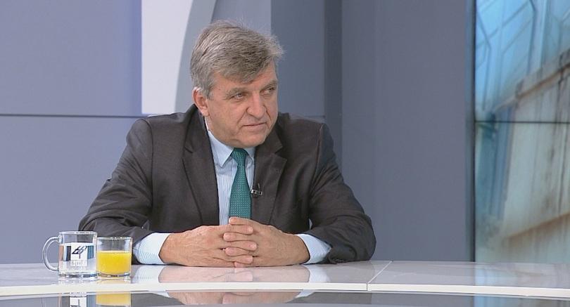 Манол Генов: Трябва да започне война с бедността