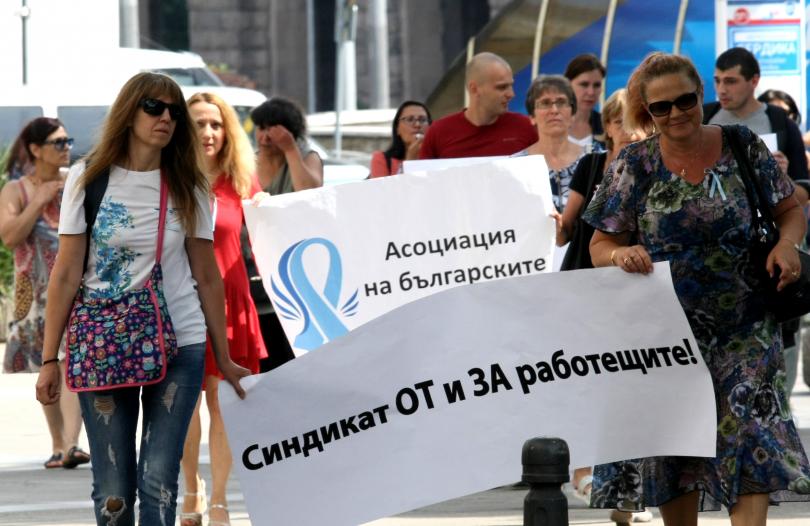 Медицински сестри готвят национален протест на 10 септември с искане