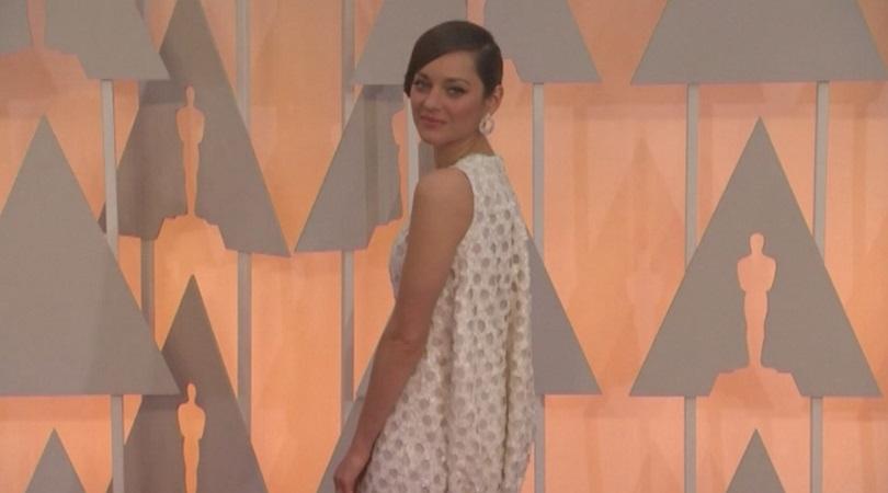 Марион Котияр опроверга слуховете за връзка с Брад Пит