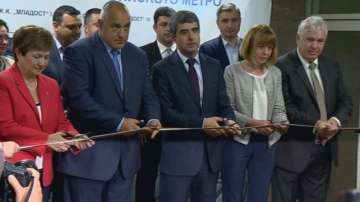 Откриха още три станции на метрото