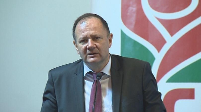 Михаил Миков: България губи параметрите си на социална и демократична държава