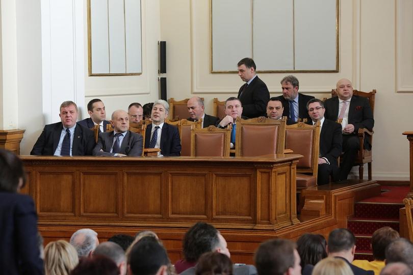 Отлагат ратификацията на Истанбулската конвенция
