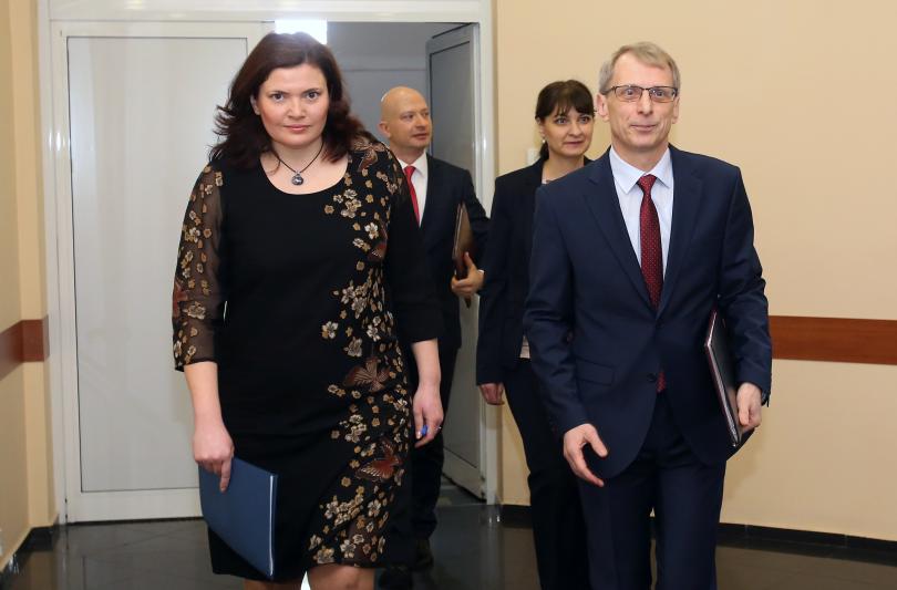 Еврокомисията ни глобява по Оперативна програма Наука и образование