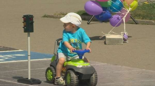 Детски празник за пътна безопасност