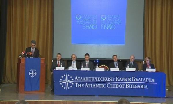В София започна конференция Бъдещето на НАТО