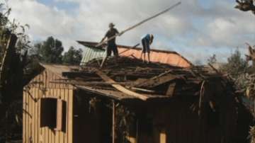 360 хил. души бяха евакуирани заради наводнения в Южна Америка