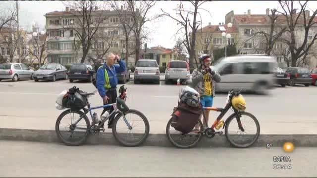 Колоездачи тръгнаха за връх Шипка