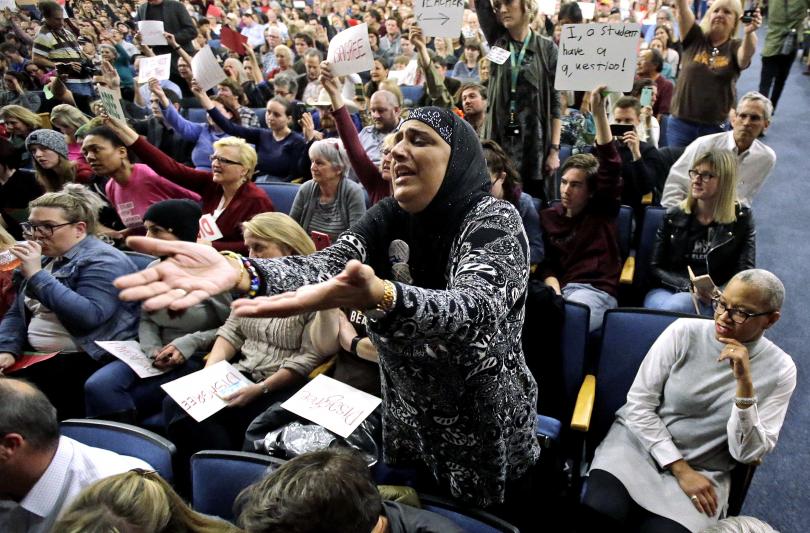 Първи реакции след новия указ на Доналд Ттръмп