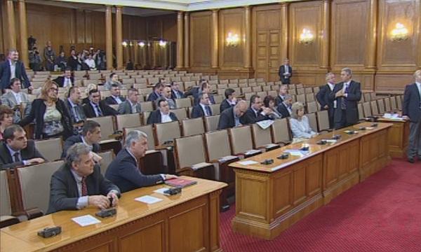 НС пак не се събра кворум
