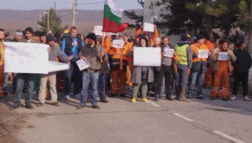 Продължава гладната стачка на миньорите от мина Оброчище