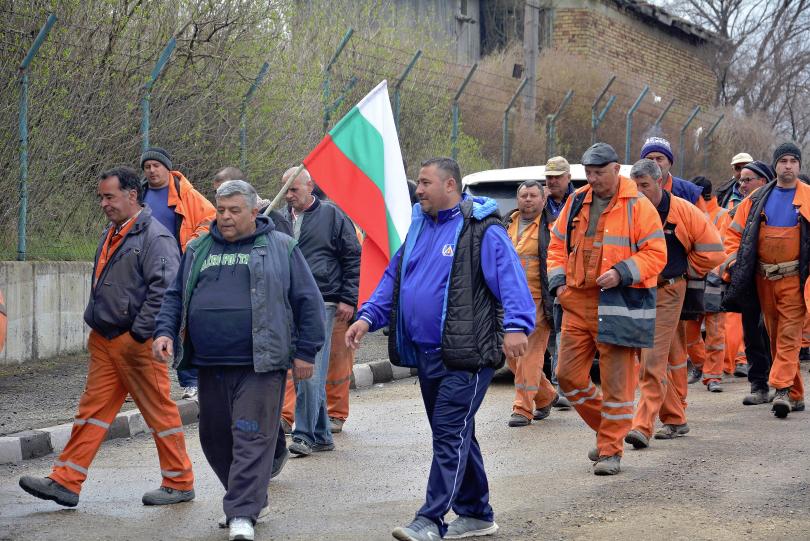 Миньорите от мина Оброчище прекратиха стачката си