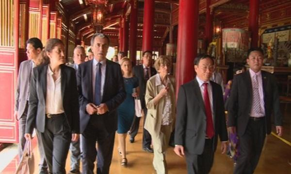 Последен ден от посещението на Пламен Орешарски във Виетнам