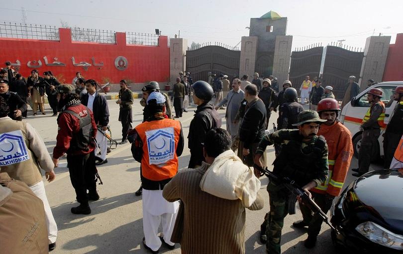 Въоръжено нападение в университет в северозападен Пакистан