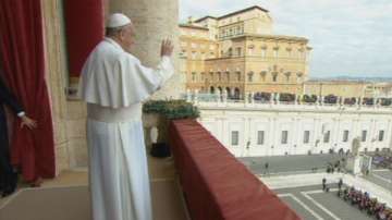 Папата поиска прошка за скандалите, разтърсили Рим и Ватикана