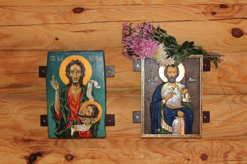снимка 5 Изградиха нов параклис до хижа „Вежен“