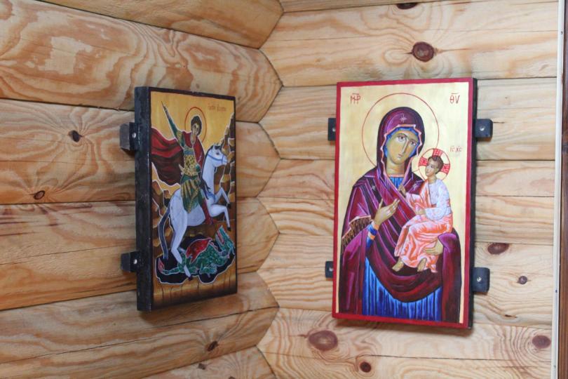 снимка 6 Изградиха нов параклис до хижа „Вежен“