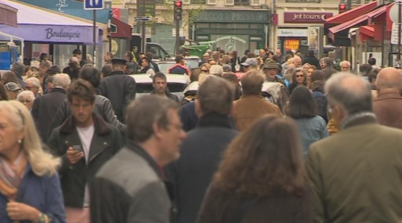 От нашите пратеници: Задържаха бивш военен в навечерието на изборите във Франция