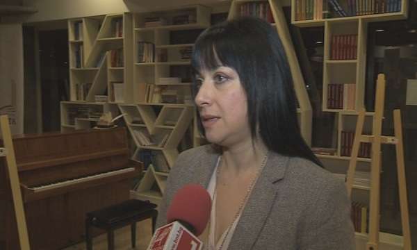 Александрина Пендачанска открива новогодишния фестивал в НДК