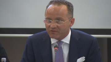 Собственикът на LIC33 с писмо до премиера