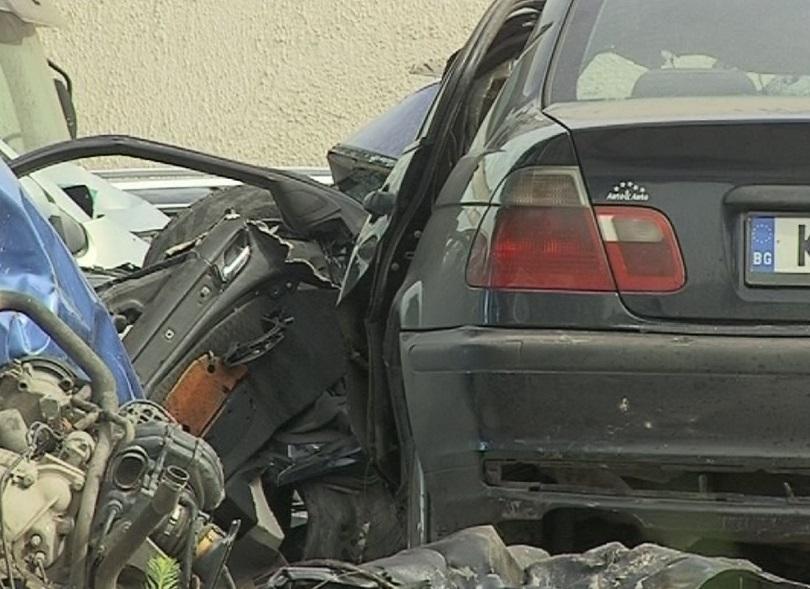 Трима души загинаха при тежка катастрофа на пътя Пловдив - Асеновград