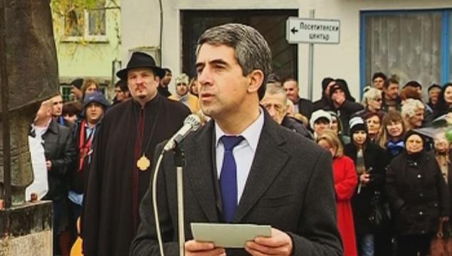 Трябва да се разказват историите на хората, избрали достойнството пред примирението