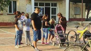 Подписка срещу директора на училището в село Ясен