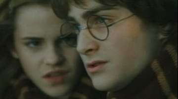 Хари Потър се завърна в нов разказ на Джоана Роулинг