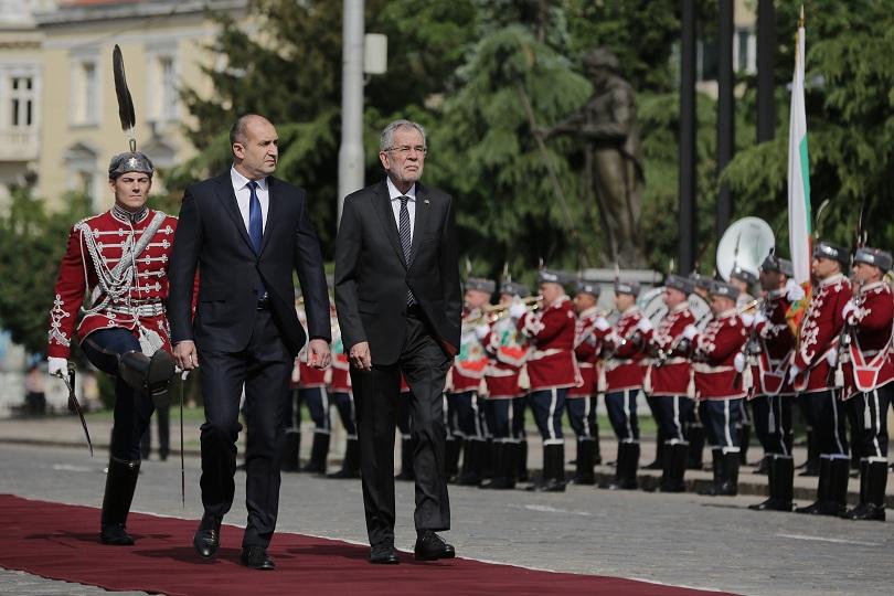 снимка 1 Румен Радев се срещна с австрийския президент Александър Ван дер Белен