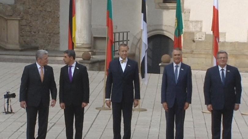 Още за организацията на страните от групата на Арайолуш