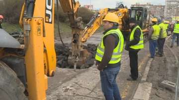 Пропадна пътно платно на столичния булевард Брюксел (ОБНОВЕНА)