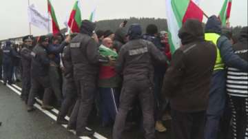 Протести във Варна, Карлово и Сопот с искане за оставка на правителството