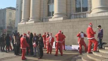 Протест на бащи за равни права с майките