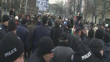 Протест пред НС в първия пленарен ден (Обзор)