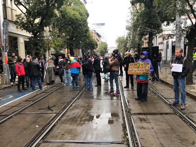снимка 3 Започна протестът срещу избора на Иван Гешев за главен прокурор