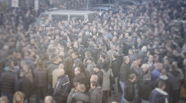 полицаи блокираха пътища контролни пунктове страната обзор