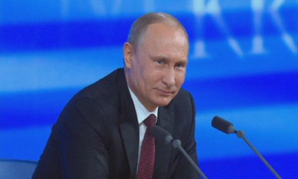 Руснаците не виждат възможен приемник на Путин