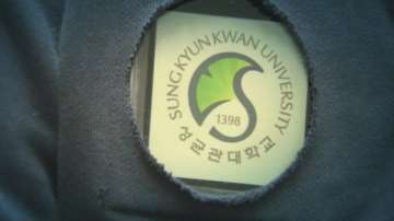 „Зелена светлина: умно яке произвежда енергия