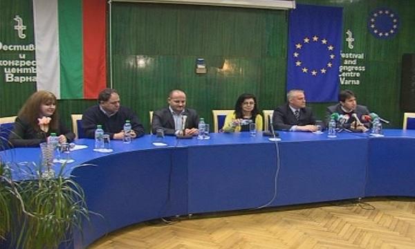 Реформаторския блок с нееднозначна реакция на идеята за референдум