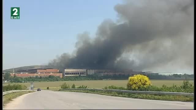 Отново гори цех в екозавода край Шишманици