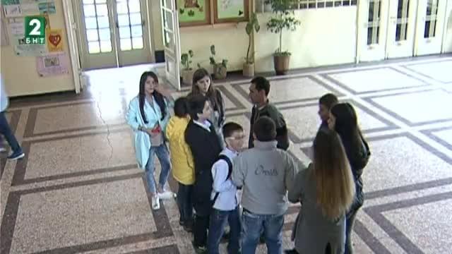 Увеличават се децата с гръбначни изкривявания в Русе