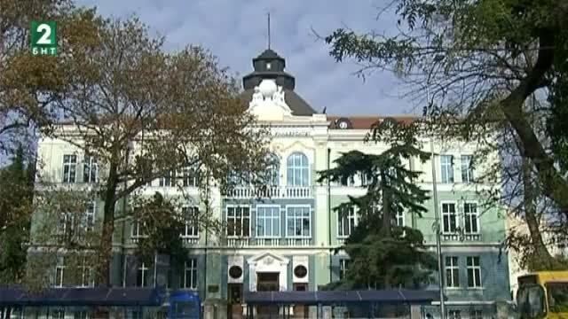 Университетите във Варна ще приемат с оценки от матурите