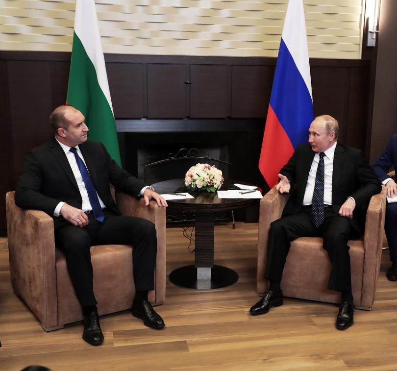 Румен Радев се срещна с руския президент Владимир Путин