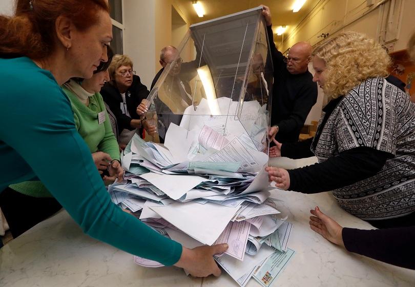 От нашия пратеник: Единна Русия печели конституционно мнозинство