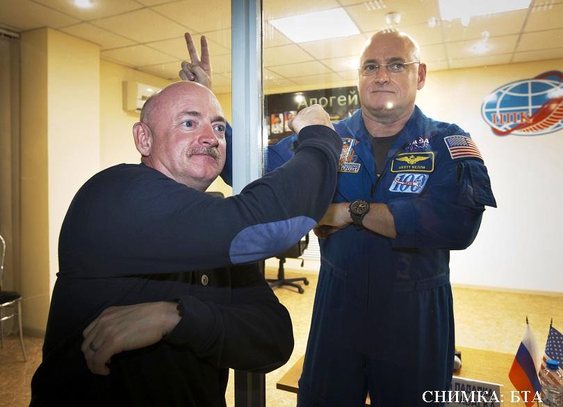 Скот Кели е американецът, изкарал най-дълго време в Космоса