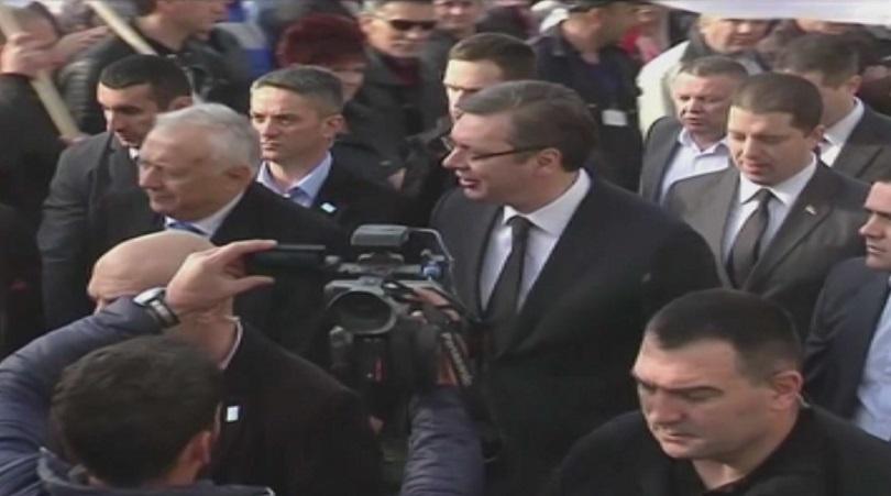 Изборна победа за управляващите в Сърбия