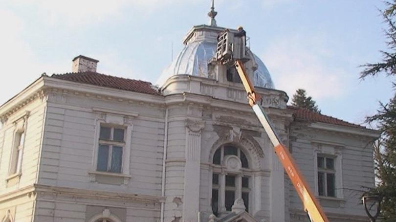 В Търговище спасяват уникална сграда на банка от миналия век